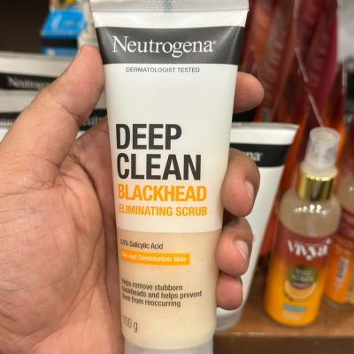 Neutrogena Deep Clean Blackhead Eliminating Scrub