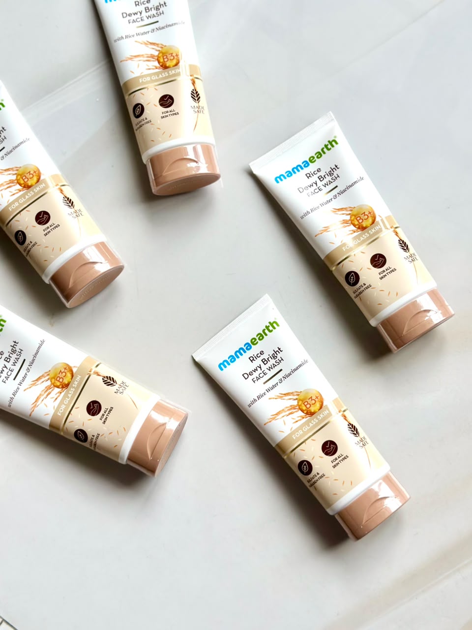 Mamaearth Rice Dewy Bright Face Wash with Rice Water & Niacinamide