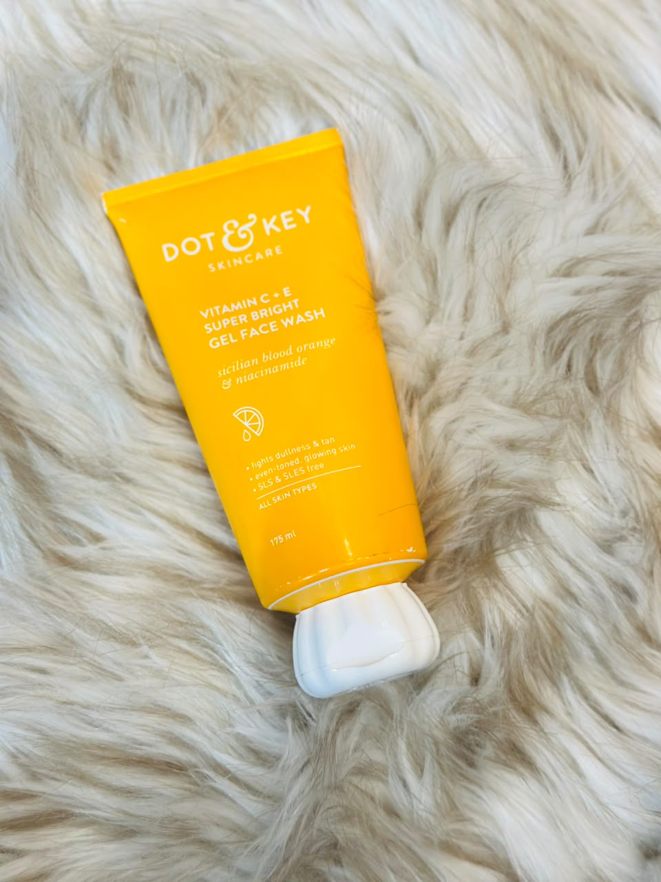 Dot & Key Vitamin C + E Super Bright Gel Face Wash 175ml